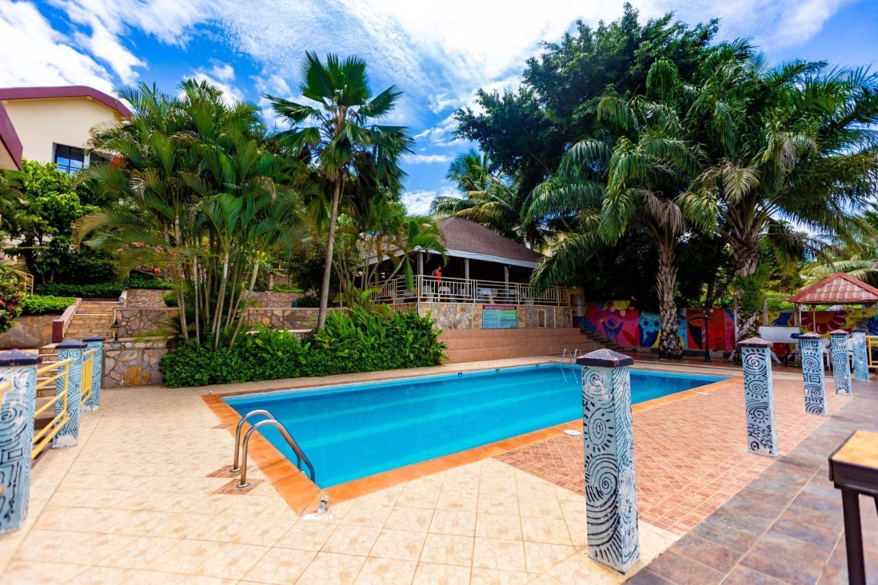 Sky Plus Hotel & Resort Ho Exterior foto